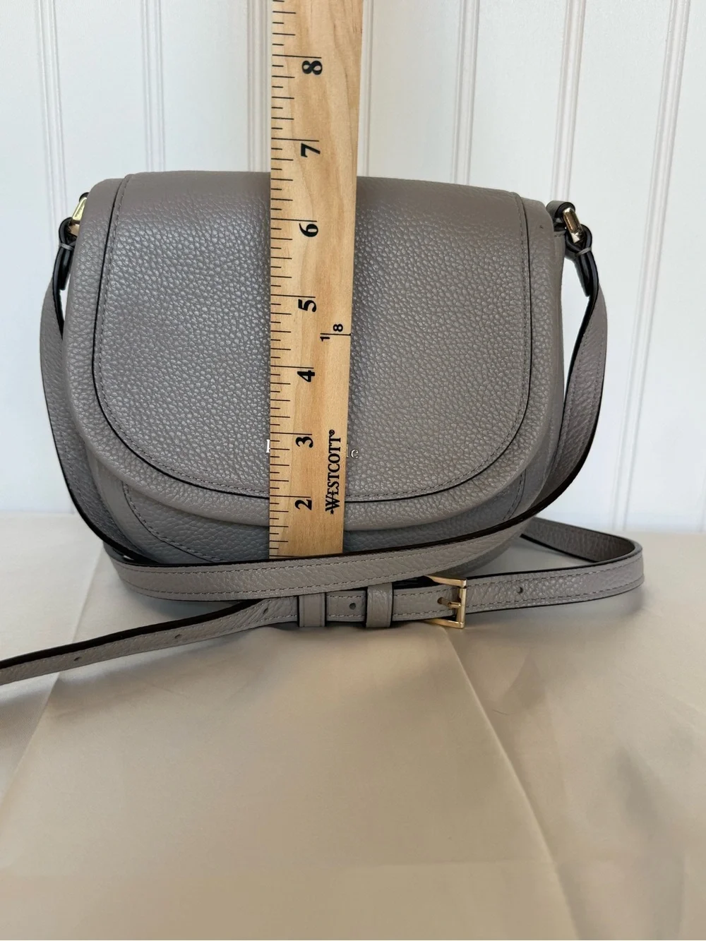 Kate Spade Gray Pebbled Leather Saddle Crossbody Bag Gold Hardware